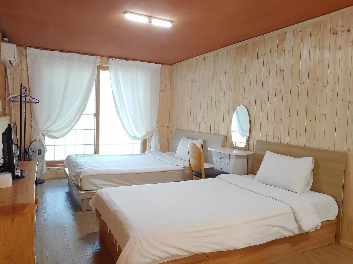 Jeju Hanibaram Pension